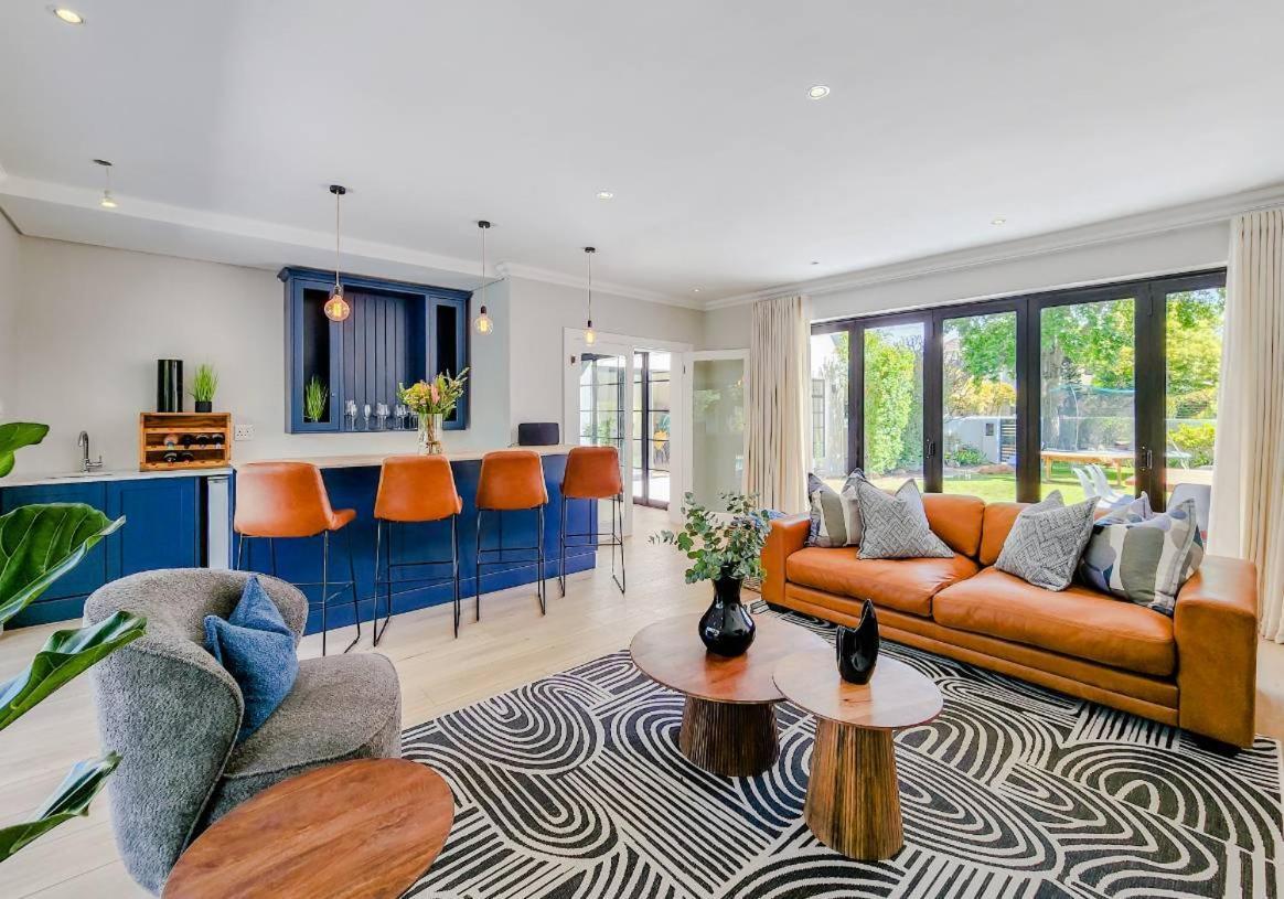 Casa de férias Lavenham 5 Bedroom, Rondebosch