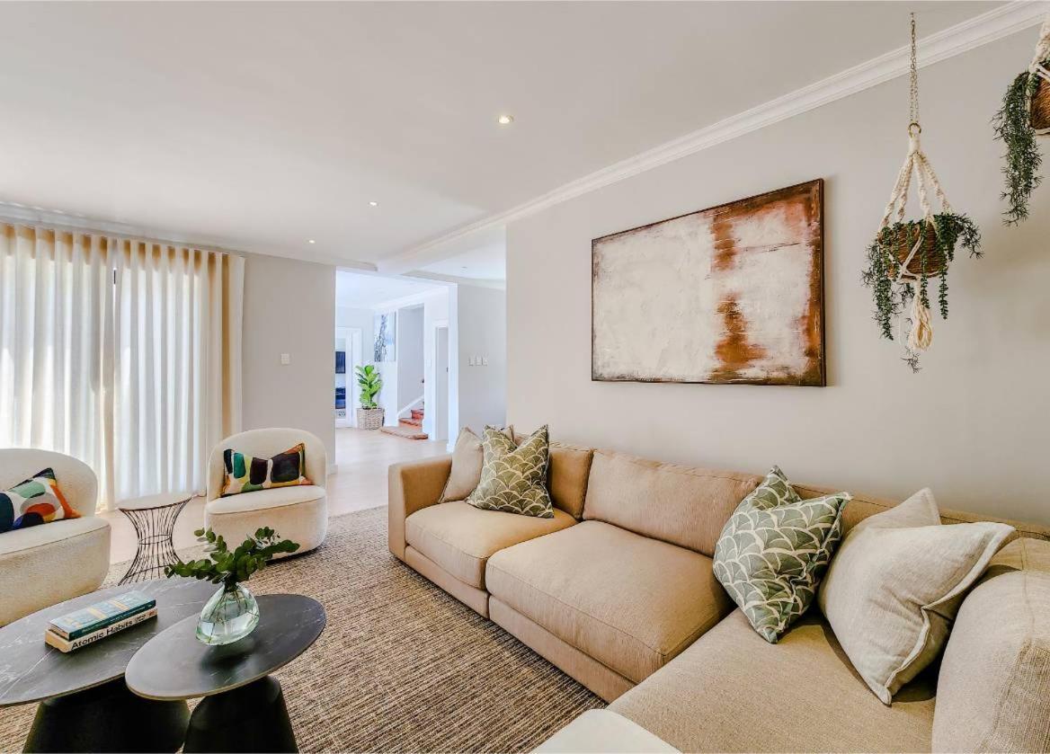 Casa de férias Lavenham 5 Bedroom, Rondebosch